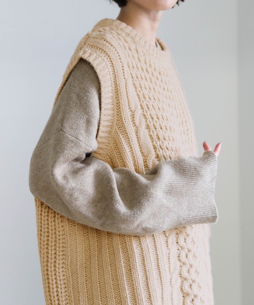 ドゥロワー ショルダー アランニット ケーブル編み モカブラウン ドゥロワー ショルダー アランニット ケーブル編み モカブラウン