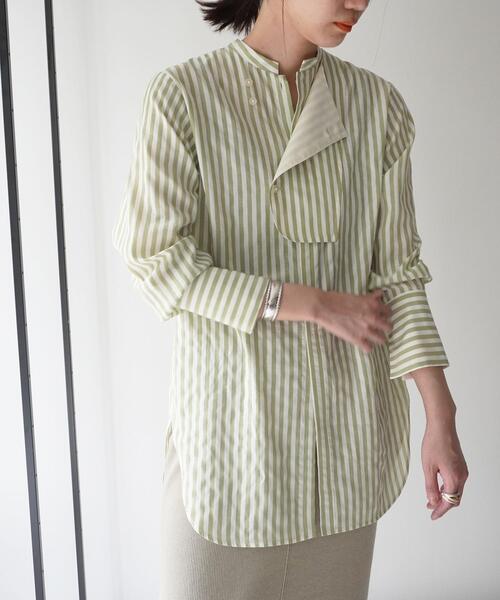 EMMEL REFINES（エメルリファインズ）の「【EMMEL REFINES】EM HW ストライプ ビブディティール シャツ（シャツ/ブラウス・レディース・ライム/ベージュ・FREE）」の2枚目の写真