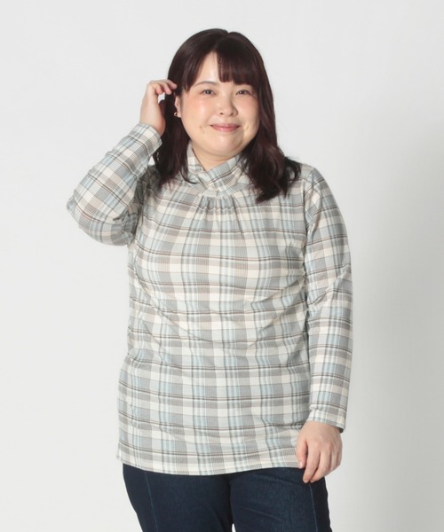 MB mint breeze（エムビーミントブリーズ）の「【大きいサイズ】プレスウォーム　プリント　タートルネック　カットソー（Tシャツ/カットソー・レディース・ベージュ/ライトグレー/アイボリー/オフホワイト・3L/L/4L/LL）」の3枚目の写真