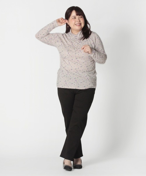 MB mint breeze（エムビーミントブリーズ）の「【大きいサイズ】プレスウォーム　プリント　タートルネック　カットソー（Tシャツ/カットソー・レディース・ベージュ/ライトグレー/アイボリー/オフホワイト・3L/L/4L/LL）」の9枚目の写真