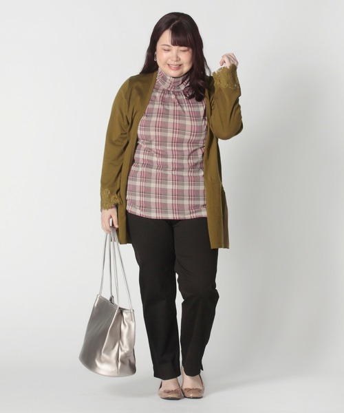 MB mint breeze（エムビーミントブリーズ）の「【大きいサイズ】プレスウォーム　プリント　タートルネック　カットソー（Tシャツ/カットソー・レディース・ベージュ/ライトグレー/アイボリー/オフホワイト・3L/L/4L/LL）」の12枚目の写真