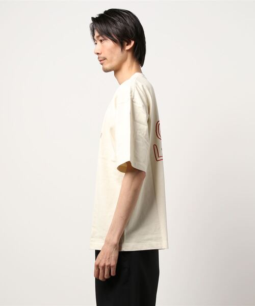 KRIFF MAYER（クリフメイヤー）の「ビーチキャンプCOOLバックプリントタフTEE(HEY)（Tシャツ/カットソー・メンズ・チャコール/オフホワイト・MEDIUM/LARGE/X-LARGE）」の5枚目の写真