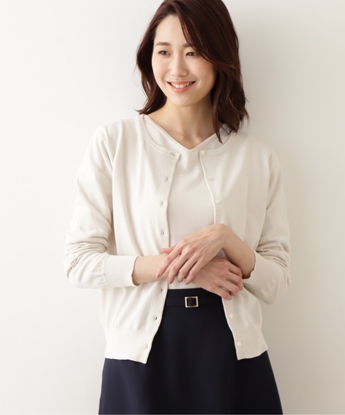 NATURAL BEAUTY BASIC(ナチュラルビューティーベーシック)の「オーガニックコットンファインハイゲージ(カーディガン/ボレロ・レディース・ブラック/オフホワイト/ベージュ/イエロー/ピンク/ライトグリーン/オレンジ/ブルー/カーキ・MEDIUM)」の2枚目の写真