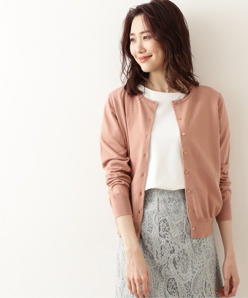 NATURAL BEAUTY BASIC(ナチュラルビューティーベーシック)の「オーガニックコットンファインハイゲージ(カーディガン/ボレロ・レディース・ブラック/オフホワイト/ベージュ/イエロー/ピンク/ライトグリーン/オレンジ/ブルー/カーキ・MEDIUM)」の9枚目の写真