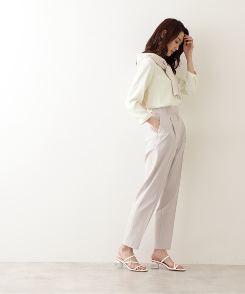 NATURAL BEAUTY BASIC(ナチュラルビューティーベーシック)の「オーガニックコットンファインハイゲージ(カーディガン/ボレロ・レディース・ブラック/オフホワイト/ベージュ/イエロー/ピンク/ライトグリーン/オレンジ/ブルー/カーキ・MEDIUM)」の14枚目の写真