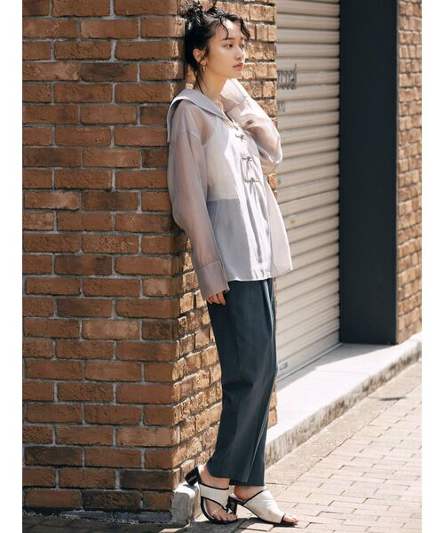 MURUA（ムルーア）の「モードパイピングサンダル（サンダル・レディース・ブラック/ブラウン・35/36/37）」の4枚目の写真