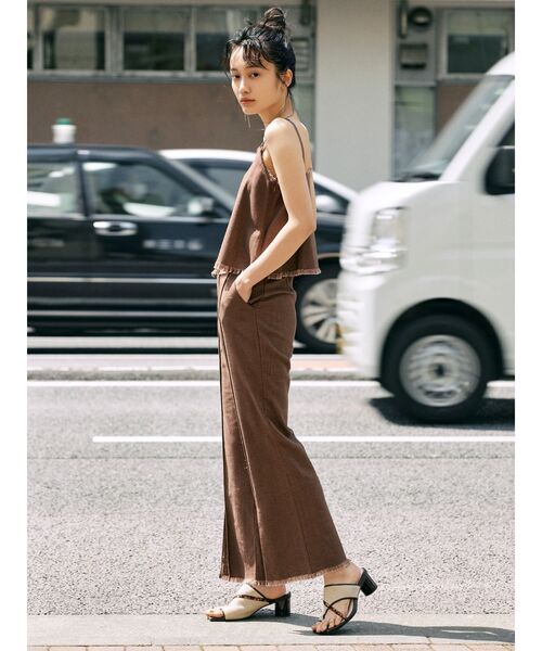 MURUA（ムルーア）の「モードパイピングサンダル（サンダル・レディース・ブラック/ブラウン・35/36/37）」の7枚目の写真