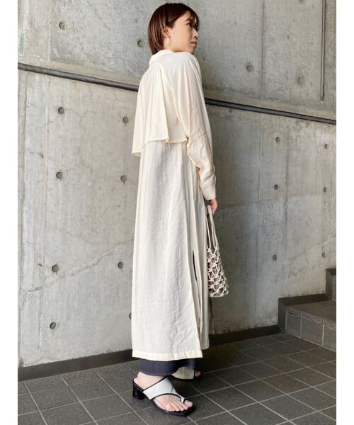 MURUA（ムルーア）の「モードパイピングサンダル（サンダル・レディース・ブラック/ブラウン・35/36/37）」の14枚目の写真