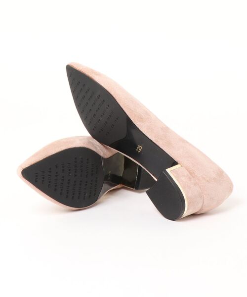 Anuenue（アヌエヌエ）の「スエード チャンキーヒールパンプス（パンプス・レディース・ブラック/レッド/ピンク・23.5cm/24.5cm/23.0cm/24.0cm/25.0cm/22.5cm）」の5枚目の写真