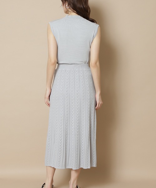 N.(N. Natural Beauty Basic)(エヌエヌナチュラルビューティーベーシック)の「◆透かし柄ニットセットアップ(ワンピース・レディース・ベージュ/イエロー/ブルーグレー・MEDIUM)」の12枚目の写真