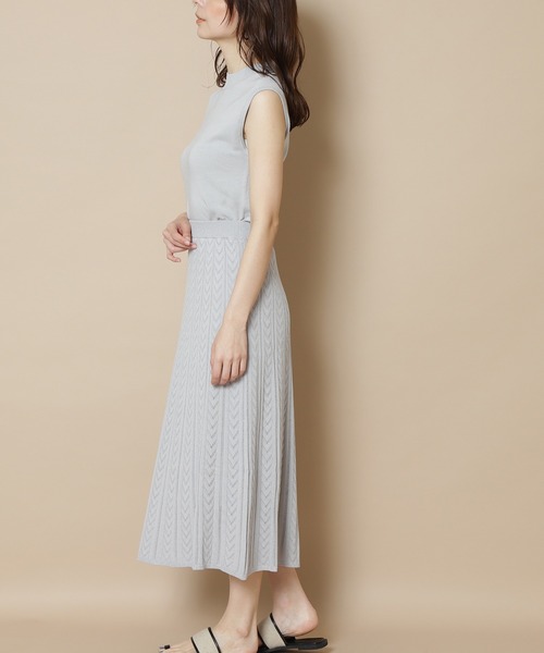 N.(N. Natural Beauty Basic)(エヌエヌナチュラルビューティーベーシック)の「◆透かし柄ニットセットアップ(ワンピース・レディース・ベージュ/イエロー/ブルーグレー・MEDIUM)」の11枚目の写真