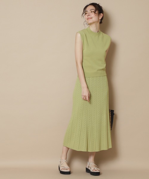 N.(N. Natural Beauty Basic)(エヌエヌナチュラルビューティーベーシック)の「◆透かし柄ニットセットアップ(ワンピース・レディース・ベージュ/イエロー/ブルーグレー・MEDIUM)」の9枚目の写真