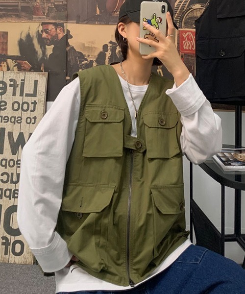 ACT（アクト）の「【ACT -fascination design-】ボタンポケットベスト フィッシングベスト（ベスト・メンズ・ブラック/カーキ・M/L/XL）」の9枚目の写真