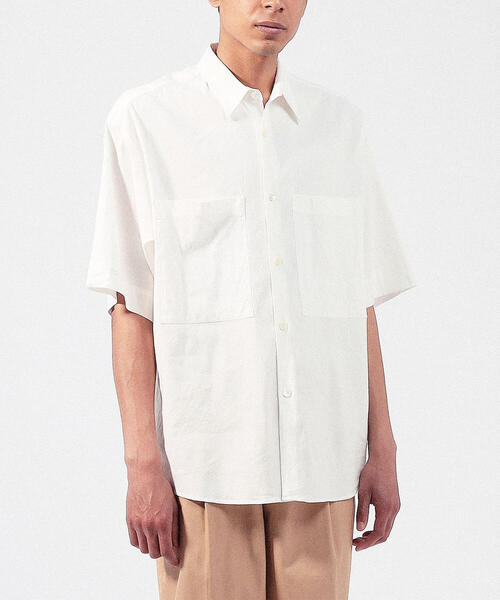 TOMORROWLAND (トゥモローランド)の「リネンビスコース レギュラーカラーシャツ(シャツ/ブラウス・メンズ・グリーン/ホワイト/バーガンディー/ダークブルー/ネイビー/ブラウン・S/M)」の19枚目の写真