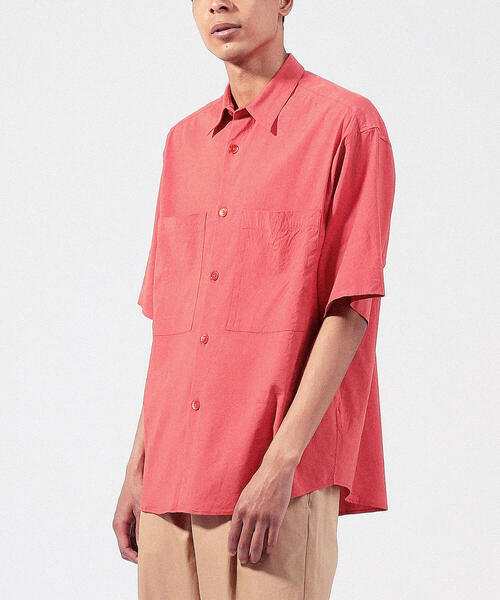 TOMORROWLAND (トゥモローランド)の「リネンビスコース レギュラーカラーシャツ(シャツ/ブラウス・メンズ・グリーン/ホワイト/バーガンディー/ダークブルー/ネイビー/ブラウン・S/M)」の22枚目の写真