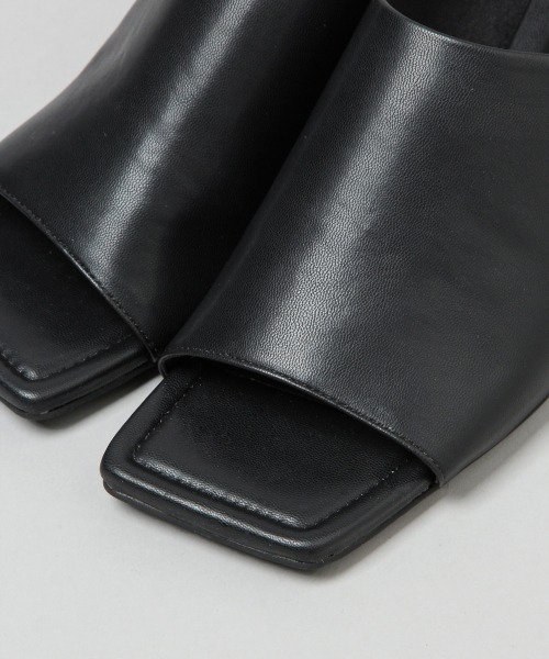 JEANASIS（ジーナシス）の「カバーヒールミヒールュールサンダル/952098（サンダル・レディース・ブラック/イエロー・MEDIUM/LARGE）」の9枚目の写真