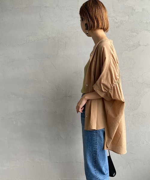 JF Ready Made（ジェイエフレディメイド）の「[Jf Ready Made/ジェイエフレディメイド] コットンローン ノーカラーバックギャザーオーバーシャツブラウス（シャツ/ブラウス・レディース・ベージュ/オフホワイト/ストライプ・F）」の11枚目の写真