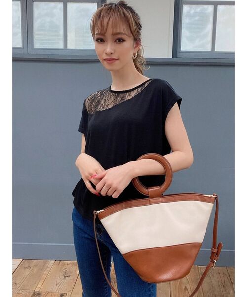 RESEXXY（リゼクシー）の「サークルハンドル切替バッグ（ハンドバッグ・レディース・ブラウン/アイボリー・FREE）」の9枚目の写真