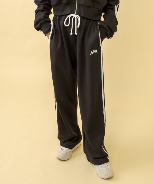 RASVOA(ラスボア)の「【セットアップ着用可】2ラインストレートパンツ(その他パンツ・レディース・グリーン/グレー/ブラック・FREE)」の2枚目の写真