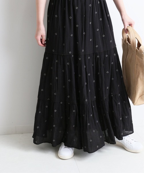 SLOBE IENA(スローブイエナ)の「フラワーエンブロイダリーフレアワンピース【手洗い可能】◆(ワンピース・レディース・ブラック/グリーン・FREE)」の5枚目の写真