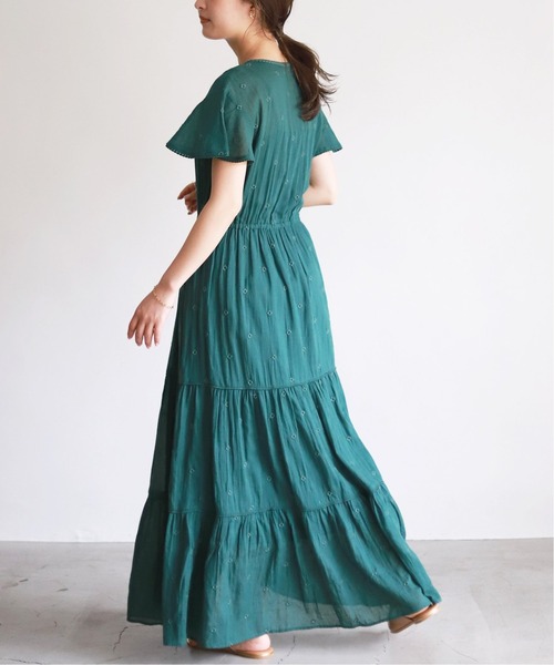 SLOBE IENA(スローブイエナ)の「フラワーエンブロイダリーフレアワンピース【手洗い可能】◆(ワンピース・レディース・ブラック/グリーン・FREE)」の17枚目の写真