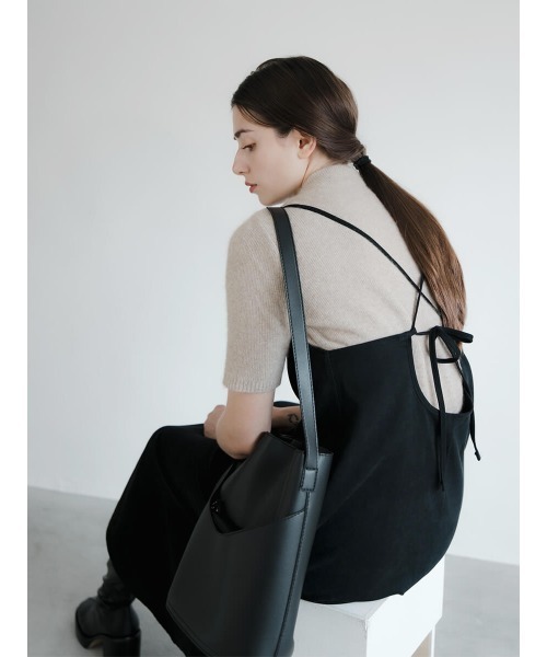 Ayla（アイラ）の「bucket shoulder bag（ショルダーバッグ・レディース・ブラック・FREE）」の4枚目の写真