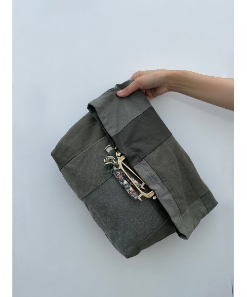 BEARDSLEY（ビアズリー）の「パッチワークトート（トートバッグ・レディース・カーキ・FREE）」の5枚目の写真