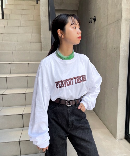 WHO'S WHO gallery（フーズフーギャラリー）の「PERVERTカレッジロンT（Tシャツ/カットソー・レディース・ブラック/ブラウン/オフホワイト/グリーン/オートミール・FREE）」の17枚目の写真