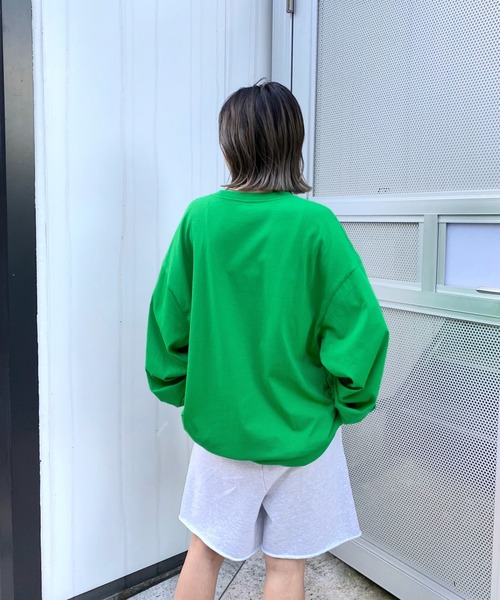WHO'S WHO gallery（フーズフーギャラリー）の「PERVERTカレッジロンT（Tシャツ/カットソー・レディース・ブラック/ブラウン/オフホワイト/グリーン/オートミール・FREE）」の14枚目の写真