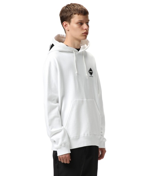 F.C.Real Bristol（エフシーレアルブリストル）の「LOGO PULLOVER