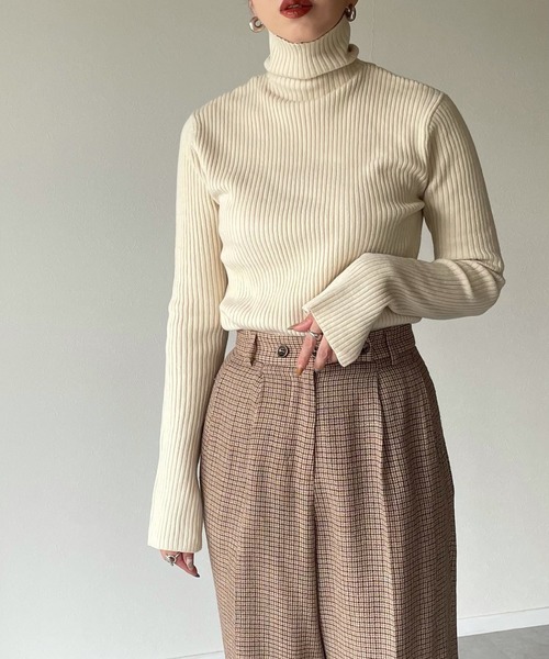 y/m by misato（イムバイミサト）の「リブタートルネックニットトップス（ニット/セーター・レディース・ブラック/ベージュ/オリーブ/アイボリー・FREE）」の13枚目の写真