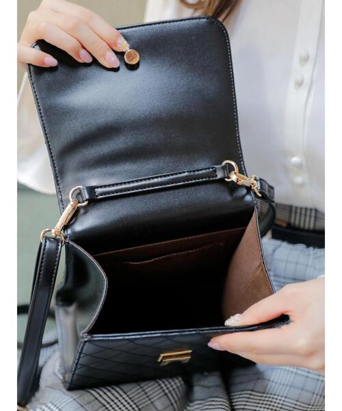 Areeam（アリーム）の「パールハンドルキルティングバッグ（ショルダーバッグ・レディース・ブラック・FREE）」の21枚目の写真