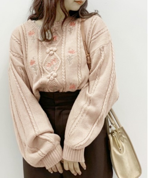 OLIVE des OLIVE（オリーブデオリーブ）の「【WEB限定】花のあるケーブルニット（ニット/セーター・レディース・オフホワイト/ベージュ/サックスブルー・FREE）」の18枚目の写真