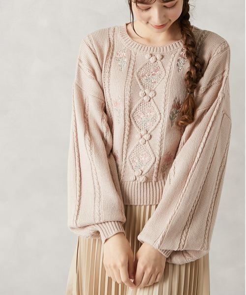 OLIVE des OLIVE（オリーブデオリーブ）の「【WEB限定】花のあるケーブルニット（ニット/セーター・レディース・オフホワイト/ベージュ/サックスブルー・FREE）」の19枚目の写真