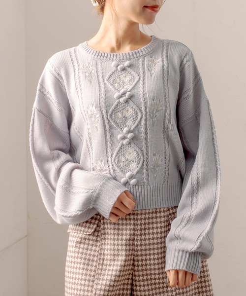 OLIVE des OLIVE（オリーブデオリーブ）の「【WEB限定】花のあるケーブルニット（ニット/セーター・レディース・オフホワイト/ベージュ/サックスブルー・FREE）」の22枚目の写真