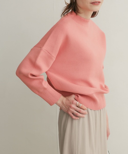 URBAN RESEARCH DOORS(アーバンリサーチドアーズ)の「ボトルネックKNITプルオーバー(ニット/セーター・レディース・ブラック/モカ/ブルー/ピンク/ネイビー/オフホワイト・ONE)」の14枚目の写真