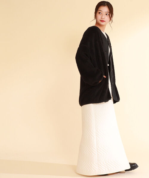 Ray BEAMS(レイビームス)の「Ray BEAMS / ボア フリース ビッグ カーディガン(カーディガン/ボレロ・レディース・ブラック/ベージュ/オフホワイト・ONE SIZE)」の7枚目の写真