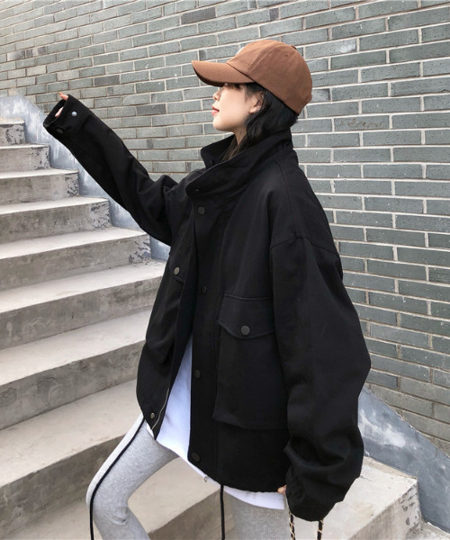 emi+（エミプラス）の「BIGシルエットハイネックジャケット（ミリタリージャケット・レディース・グリーン/ブラック・FREE）」の14枚目の写真