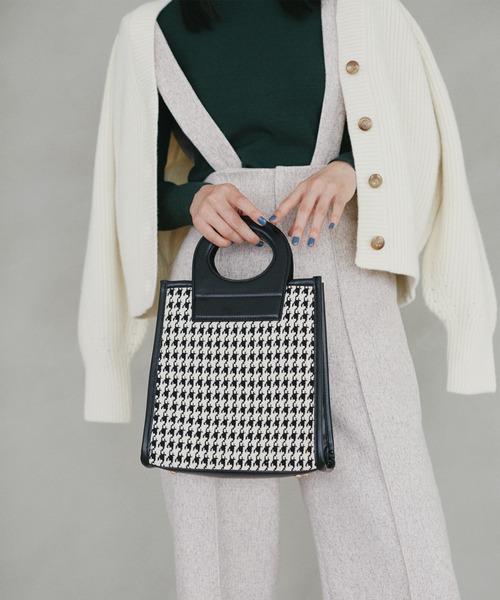 N.(N. Natural Beauty Basic)(エヌエヌナチュラルビューティーベーシック)の「◆ハミルトン カーディガン(カーディガン/ボレロ・レディース・オフホワイト/スミクロ/ベージュ/グリーン/レッド・MEDIUM)」の19枚目の写真