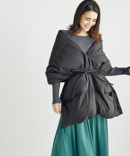 DRWCYS（ドロシーズ）の「ワイドダウンストール（ストール/ショール・レディース・ブラック/グレー・FREE）」の2枚目の写真