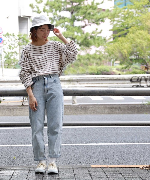 HONEYSUCKLE ROSE（ハニーサックルローズ）の「【HONEYSUCKLE ROSE】ハイウエストデニムパンツ（デニムパンツ・レディース・ライトインディゴブルー・S/M/L）」の11枚目の写真