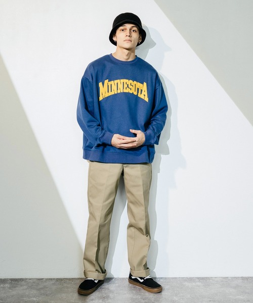 Ressaca（レサーカ）の「ビッグシルエット 裏毛カレッジロゴ 刺繍スウェット パラマス ミネソタ（スウェット・メンズ・ブラック/グレー/オフホワイト/ブルー/グリーン/ブルー系1/オレンジ/ブルー系/グリーン系1/オレンジ系/ブラック系/グリーン系/グレー系・M/L）」の20枚目の写真