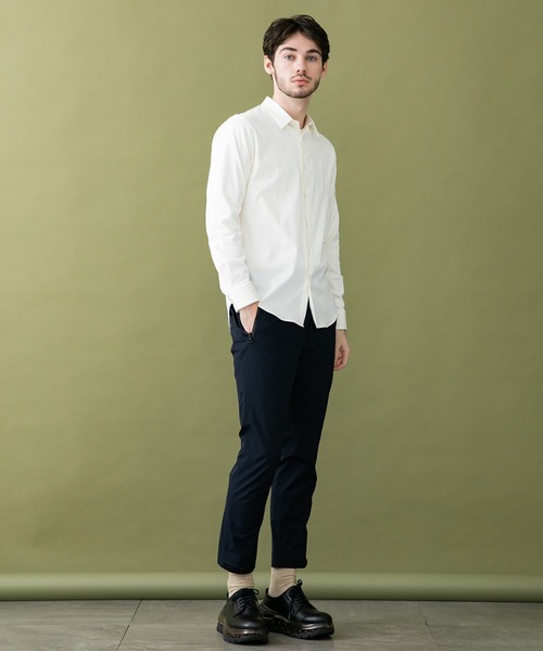 UNITED TOKYO（ユナイテッドトウキョウ）の「HI-STRETCH レギュラー SH（シャツ/ブラウス・メンズ・ホワイト/ネイビー/グレイッシュベージュ・1/2/3）」の4枚目の写真