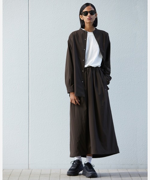 GYMPHLEX(ジムフレックス)の「1906 Gymphlex SPORT WEAR | 2WAYストレッチタフタ 中綿スカート WOMEN(スカート・レディース・オリーブ/ブラック・14)」の19枚目の写真