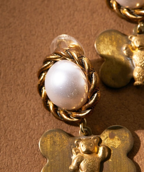 ear PAPILLONNER（イアパピヨネ）の「【Brooklyn Charm(ブルックリンチャーム)×ear】クマボーンイヤリング（イヤリング・レディース・ゴールド・FREE）」の8枚目の写真