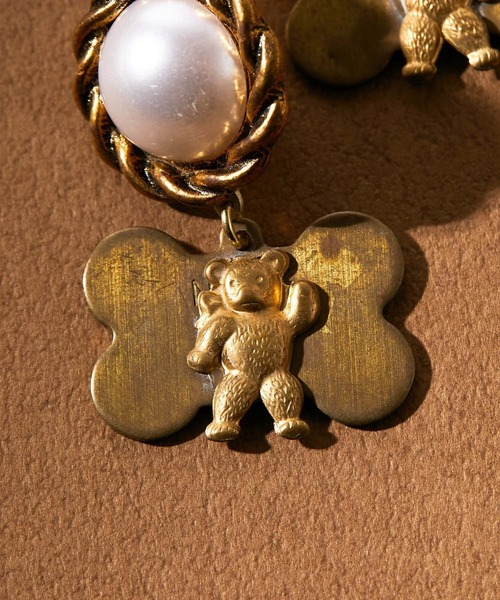 ear PAPILLONNER（イアパピヨネ）の「【Brooklyn Charm(ブルックリンチャーム)×ear】クマボーンイヤリング（イヤリング・レディース・ゴールド・FREE）」の5枚目の写真