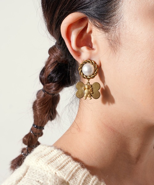 ear PAPILLONNER（イアパピヨネ）の「【Brooklyn Charm(ブルックリンチャーム)×ear】クマボーンイヤリング（イヤリング・レディース・ゴールド・FREE）」の3枚目の写真