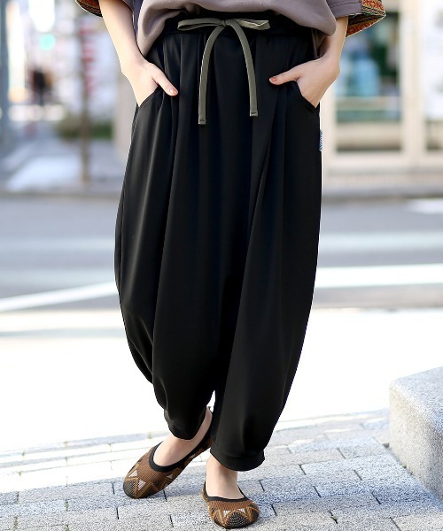 チチカカ（チチカカ）の「吸汗速乾ハイストレッチタイ風パンツ（その他パンツ・レディース・ブラック/パープル/その他1・FREE）」の5枚目の写真