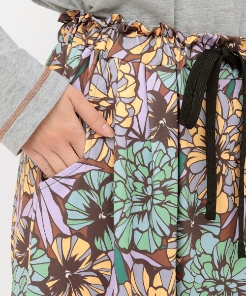 チチカカ（チチカカ）の「吸汗速乾ハイストレッチタイ風パンツ（その他パンツ・レディース・ブラック/パープル/その他1・FREE）」の15枚目の写真