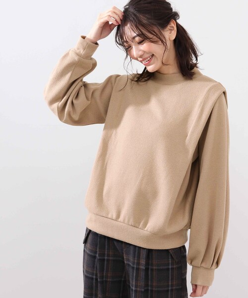 DRESKIP(ドレスキップ)の「◆ショルダータックカットソー(Tシャツ/カットソー・レディース・オフホワイト/ブラック/グリーン/サンドベージュ・02/03/04)」の1枚目の写真